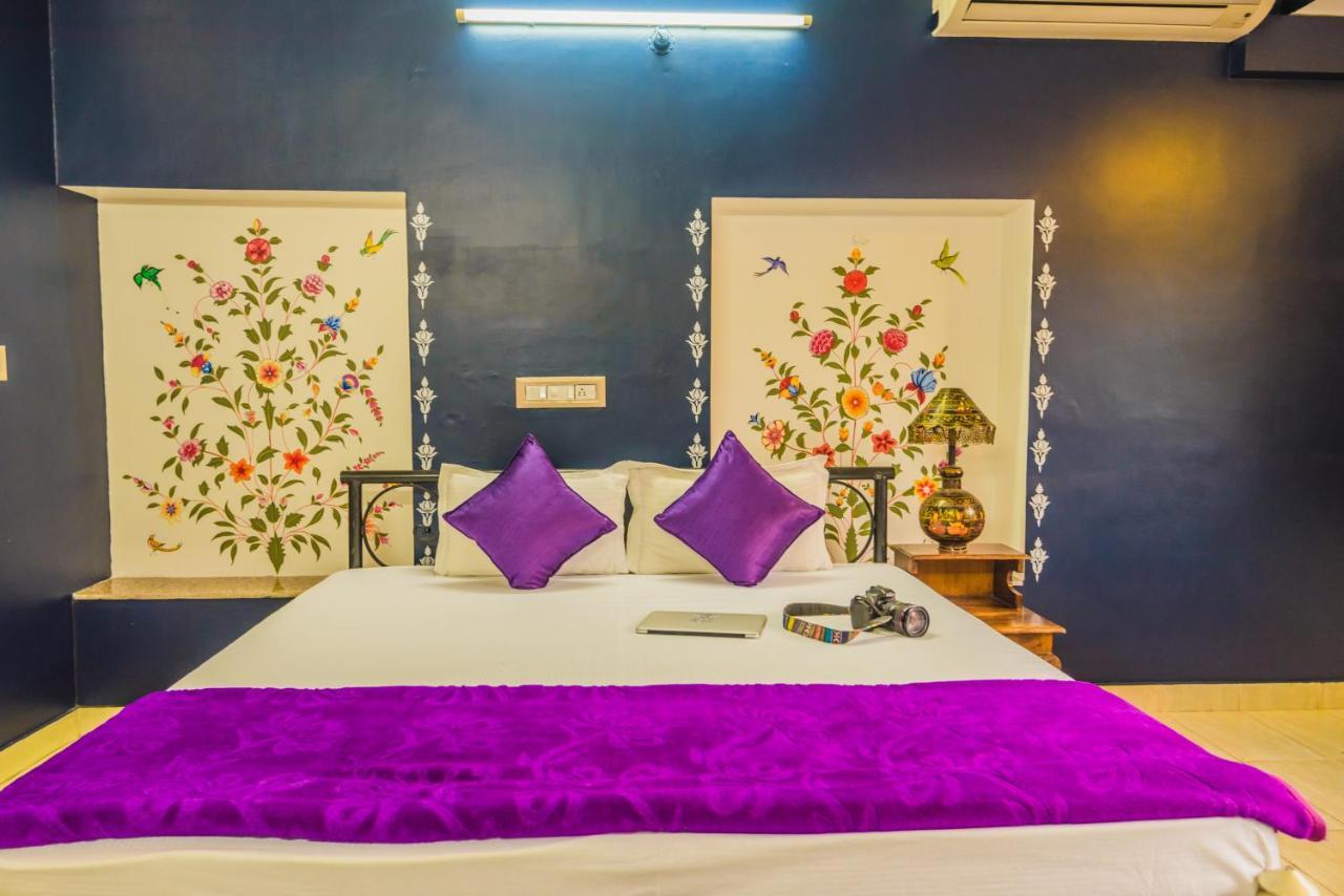 Zostel Jodhpur- Clock Tower Hostel Jodhpur  Ngoại thất bức ảnh